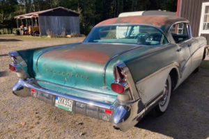 Buick Roadmaster 4dr Hardtop –57
