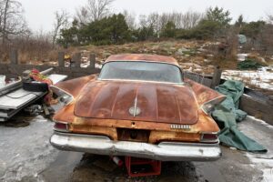 Chrysler Newport 61 säljes i delar