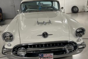 Oldsmobile Ninety Eigth –55