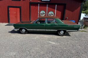Ford Fairlane –67