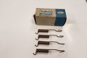 Bromsfjädrar Ford B5A-2035-A