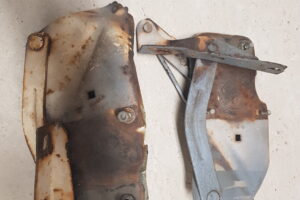 Motorhuv Gångjärn Ford 55-56