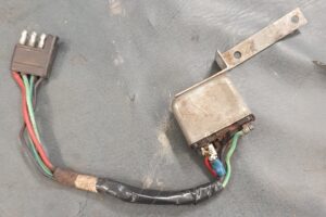 Brake light relay 4wire plug