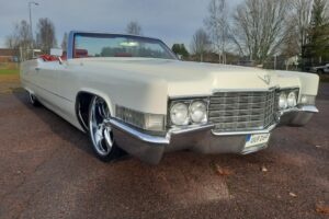 Cadillac De Ville Convertible –69
