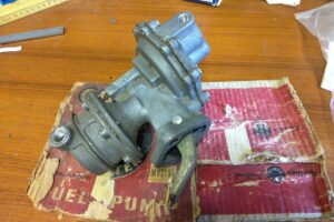 Chevrolet 42-51 bränslepump med vacum