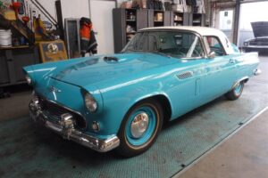 Ford Thunderbird –56