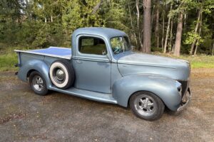 Ford Pickup –40