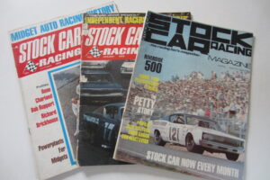 Köpes: Gamla Stock Car Racing Magazine