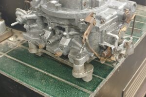 Nyrenoverad Carter AVS 4966S. Mopar 440
