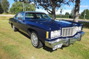 Chevrolet Impala –75