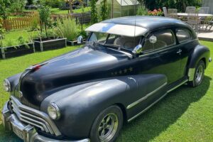 Oldsmobile Club sedan 2dr –48