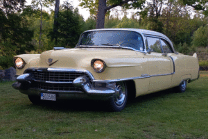 Cadillac 2 dr coupe serie 62 –55