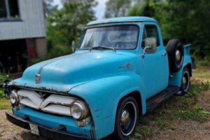 Ford F-100 –55