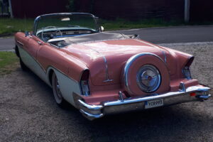 Buick Roadmaster Cab –56