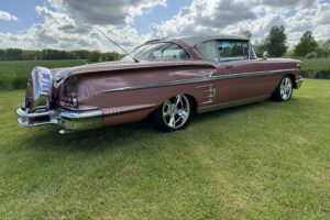 Chevrolet Sportcoupe. Bigblock  / 400 Aut. Luft. PS. PB Continental kit, Mkt fin –58