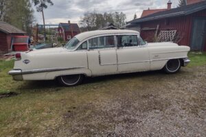 Cadillac Fleetwood Sixty Special –56