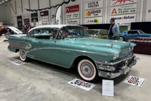 Buick Roadmaster 75 4-dörrars Hardtop Riviera –58