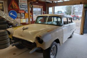 Chevrolet HGW 2-dörrars Handyman –55