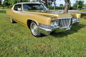 Cadillac Coupe De Ville –70