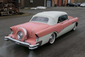 Buick Roadmaster Cab –56