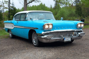 Pontiac Chieftain –58