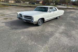 Pontiac Bonneville –66