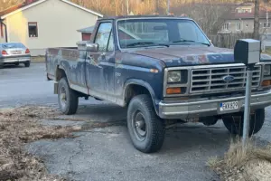 Ford F250 4×4 6.9 idi säljes eller bytes mot muskelbil –86
