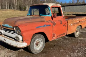 Chevrolet Apache 3600 Fleetside –58