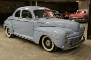 Dodge Deluxe Coupé 289/Aut –47