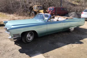 Cadillac de ville cab –68