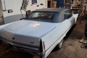 Cadillac Deville cab –70