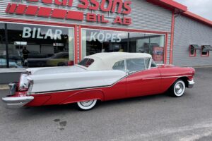 Oldsmobile Ninety-Eight Convertible.  –57