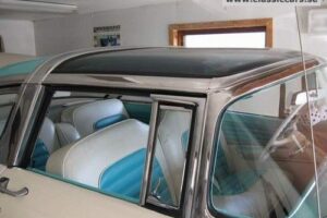 Ford Crowwn-victoria –55
