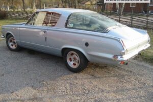 Plymouth Barracuda –65