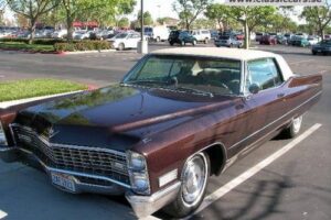 Cadillac Coupe deville –69