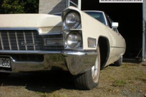 Cadillac Sedan de ville –68
