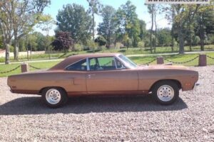 Plymouth Road runner –70