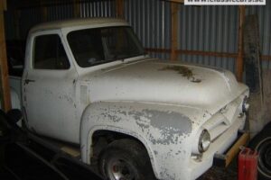 Ford F100 –55