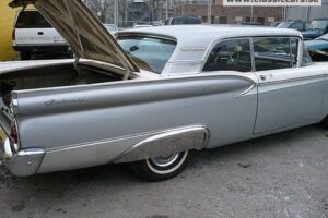 Ford Galaxie –59