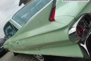 Cadillac Sedan deville –61