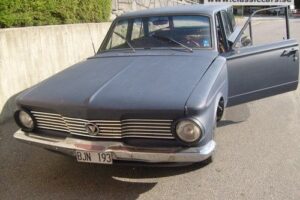 Plymouth Valiant hgw –64