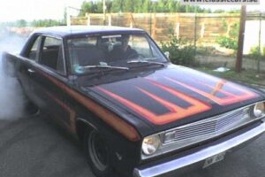 Plymouth Valiant signet –67