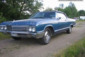 Buick Le sabre cab –66