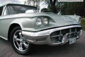 Ford THUNDERBIRD  COUPE 2DHT –60