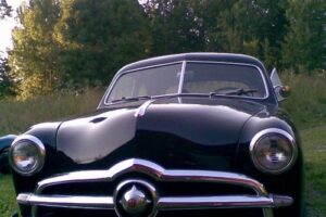 Ford Club coupe –49