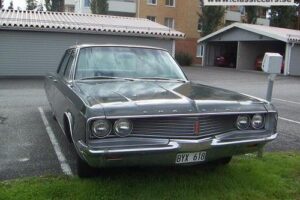 Chrysler Newport –68