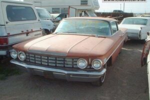 Oldsmobile Holiday 4-d ht –60