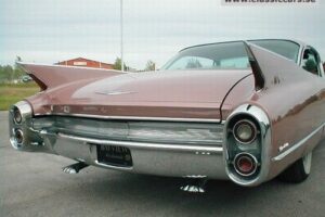 Cadillac COUPE  DE  VILLE 2DHT –60