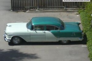 Oldsmobile Ninety eight –54