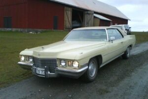 Cadillac Coupe de ville –72
